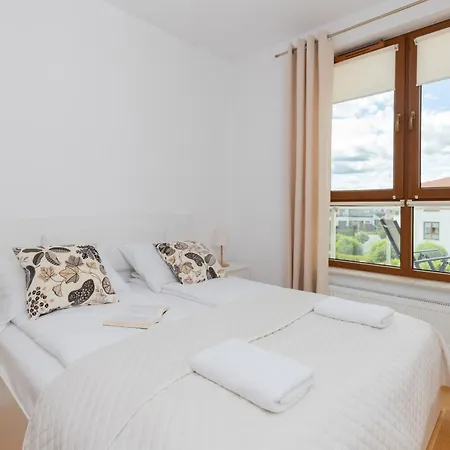Beautiful Czarnieckiego With Balcony By Renters Διαμέρισμα *