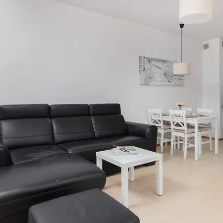 Διαμέρισμα Beautiful Czarnieckiego With Balcony By Renters Γκντίνια