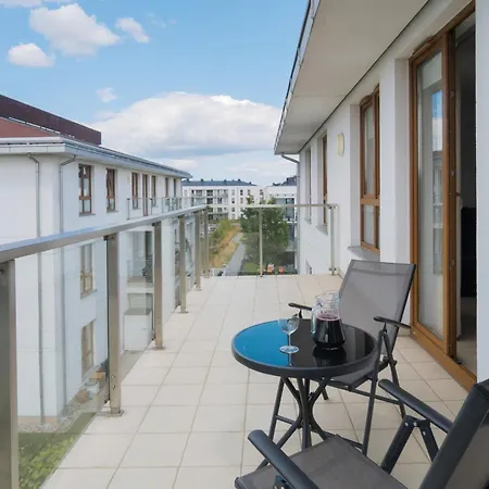 Beautiful Czarnieckiego With Balcony By Renters Lägenhet *